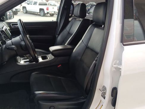 Used 2021 Jeep Grand Cherokee Altitude image 26
