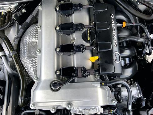 Used 2023 MAZDA MX-5 Miata Grand Touring RWD image 28