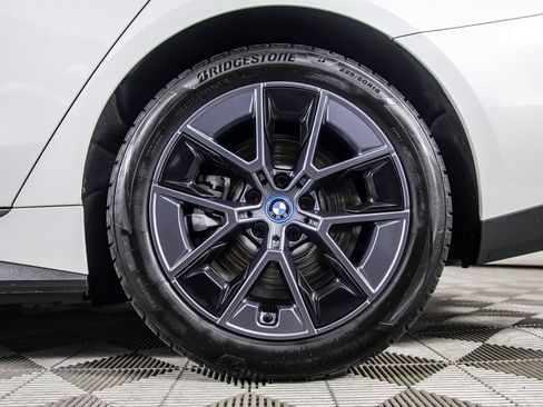 Used 2023 BMW i4 eDrive35 RWD image 41