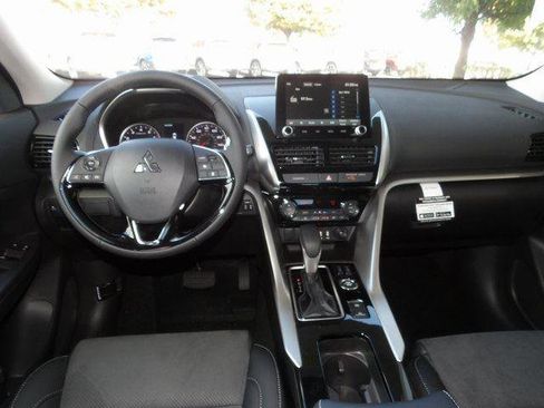 New 2024 Mitsubishi Eclipse Cross SE image 14