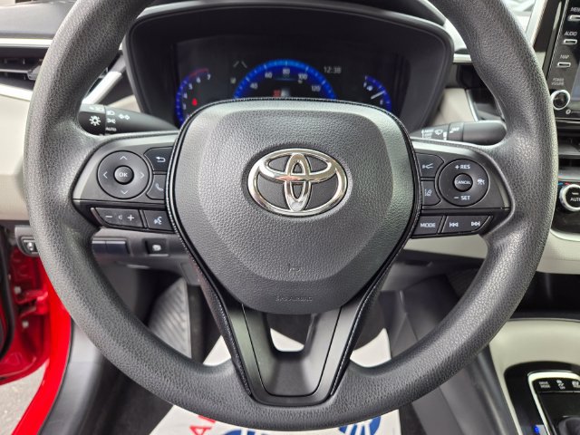 Used 2021 Toyota Corolla LE w/ Carpet Mat Package (TMS) FWD image 21
