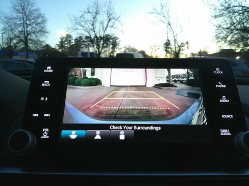 Used 2018 Honda Accord Sport image 26