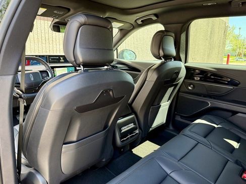 New 2025 Lincoln Nautilus Premier w/ Equipment Group 102A image 12