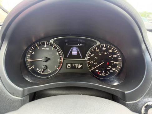 Used 2015 Nissan Altima 2.5 S w/ Power Driver Seat Package FWD image 18