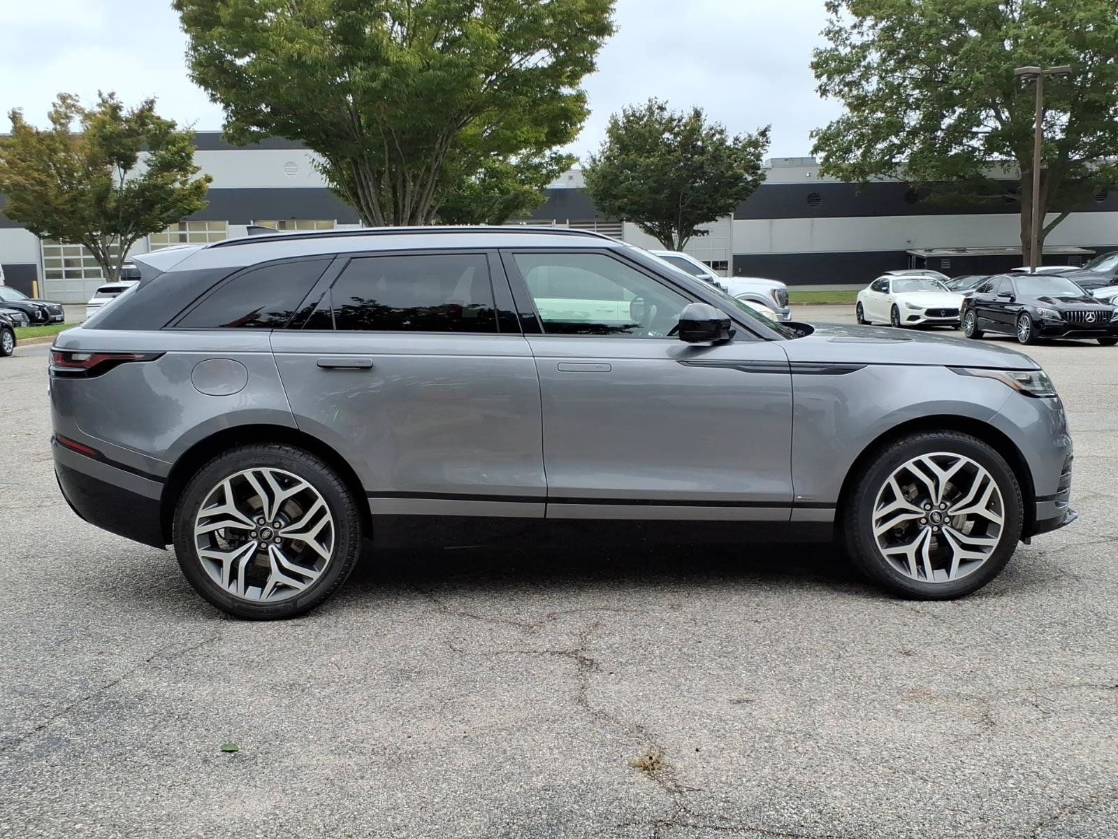 Used 2020 Land Rover Range Rover Velar R-Dynamic S AWD/4WD image 7