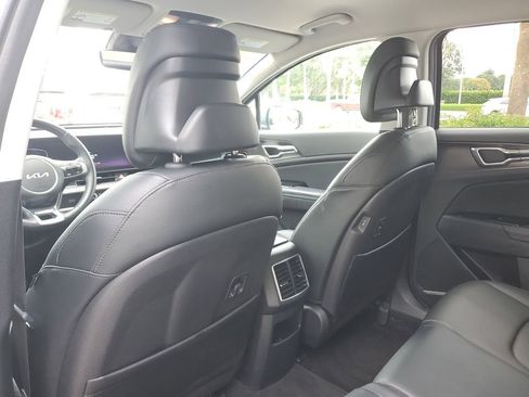 Used 2023 Kia Sportage EX FWD image 15