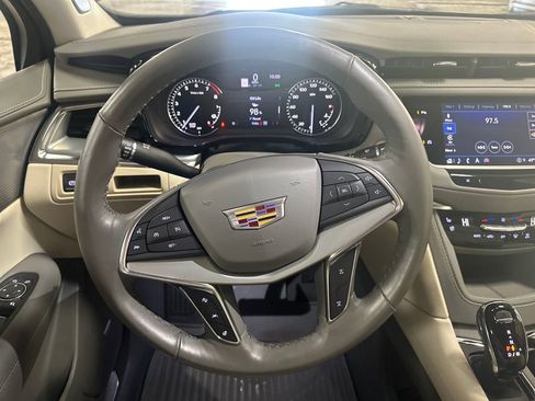 Used 2023 Cadillac XT5 Premium Luxury image 20