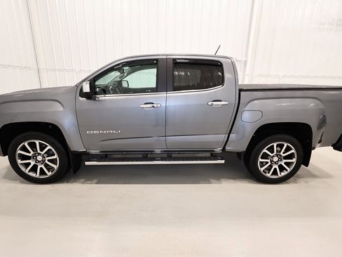 Used 2021 GMC Canyon Denali image 7