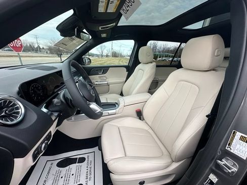 New 2026 Mercedes-Benz GLB 250 4MATIC image 18