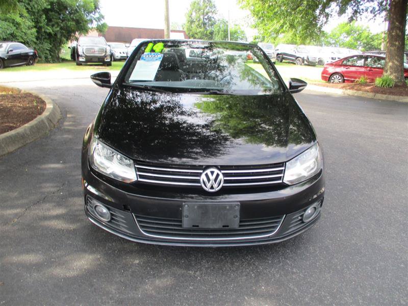 Used 2014 Volkswagen Eos Komfort FWD image 2