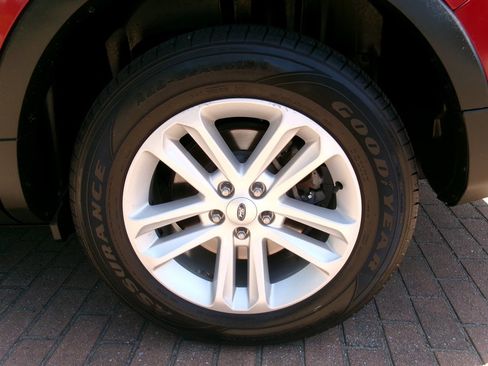Used 2015 Ford Explorer FWD image 37
