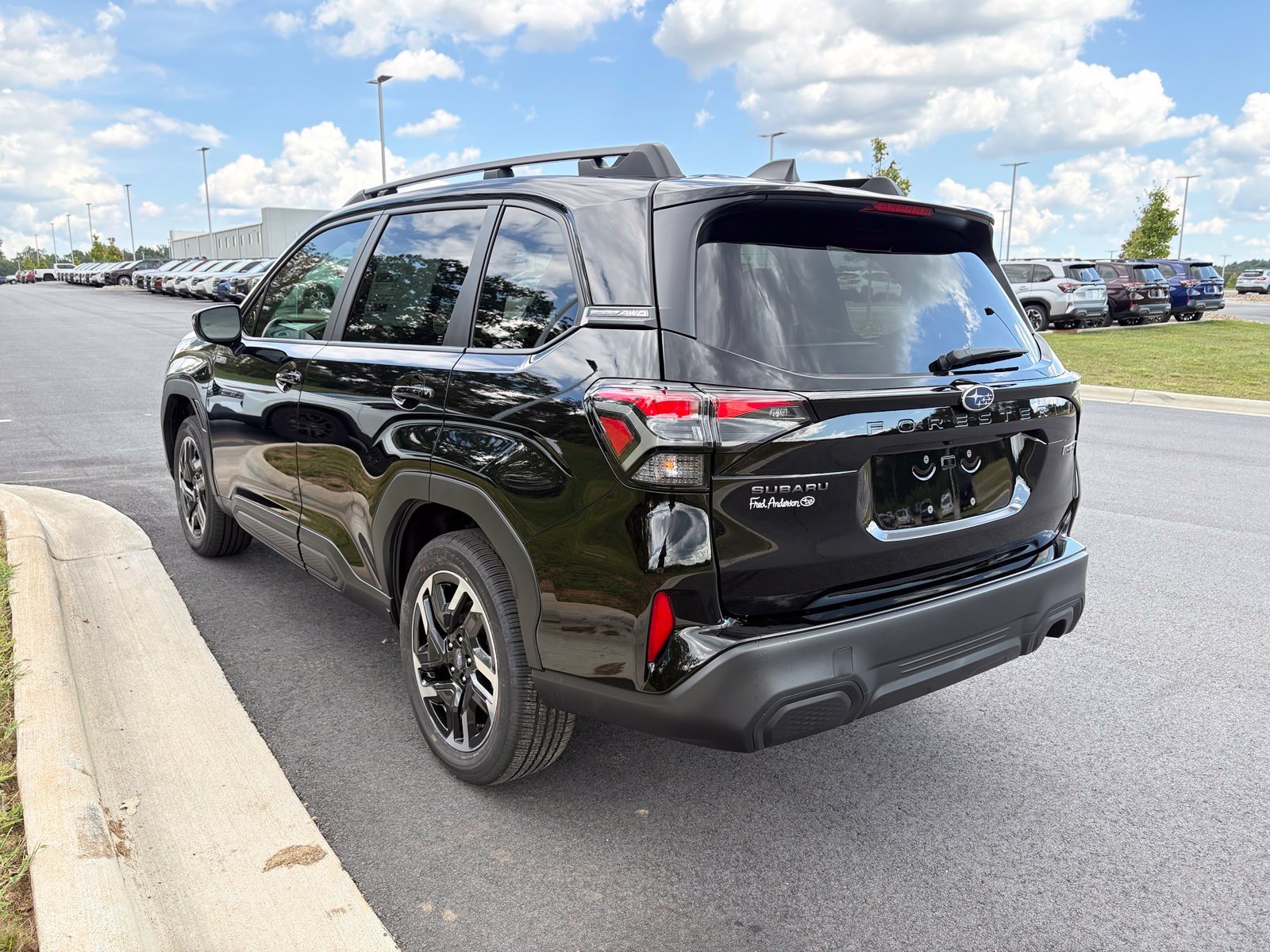 New 2026 Subaru Forester Premium AWD/4WD image 6
