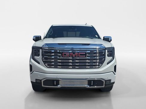 Used 2023 GMC Sierra 1500 Denali AWD/4WD image 9