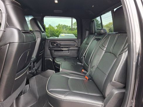 Used 2022 RAM 2500 Limited w/ Night Edition AWD/4WD image 10