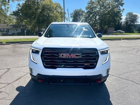 Used 2024 GMC Sierra 1500 AT4 w/ Technology Package AWD/4WD image 2