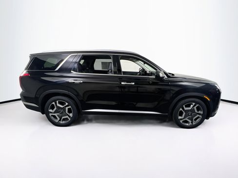 Used 2023 Hyundai Palisade SEL w/ Premium Package AWD/4WD image 4