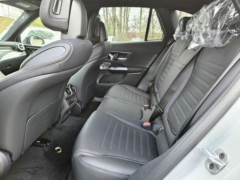 New 2026 Mercedes-Benz GLC 300 4MATIC image 14