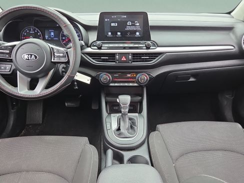 Used 2019 Kia Forte LXS FWD image 13
