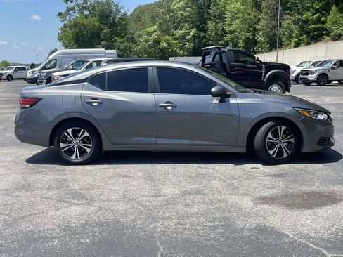 Used 2021 Nissan Sentra SV FWD image 2