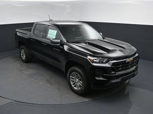 New 2026 Chevrolet Colorado LT w/ Advanced Trailering Package RWD image 1