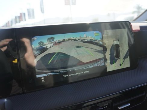 New 2026 Nissan Kicks SV image 13