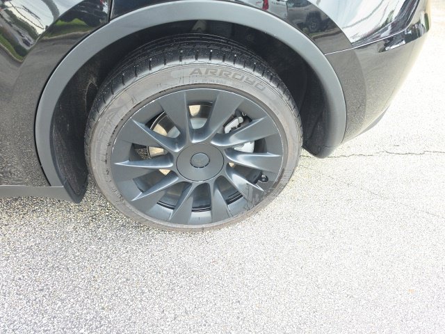 Used 2023 Tesla Model Y Long Range AWD/4WD image 14
