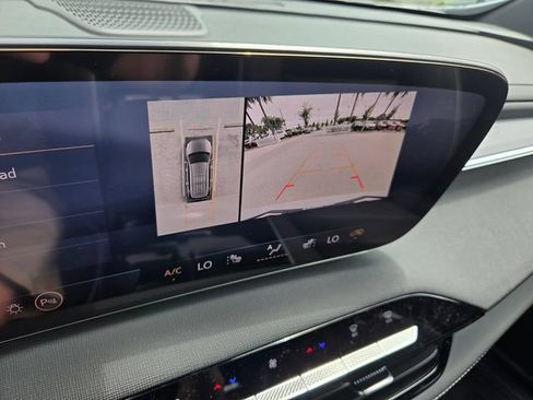 New 2026 Buick Enclave Sport Touring w/ Power Package FWD image 32