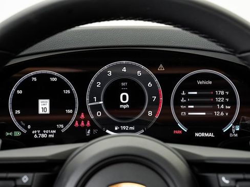 Certified 2026 Porsche Cayenne AWD/4WD image 17