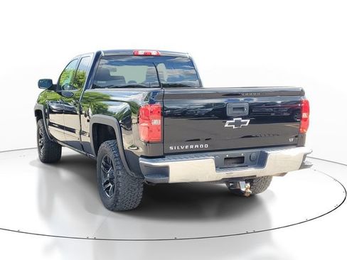 Used 2017 Chevrolet Silverado 1500 LT AWD/4WD image 3