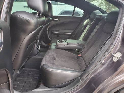 Used 2019 Dodge Charger Scat Pack w/ Plus Group image 32