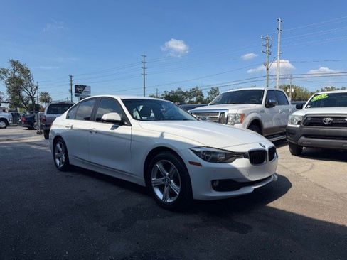 Used 2015 BMW 320i Sedan image 3