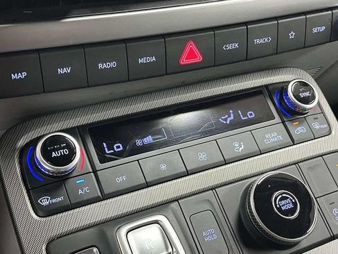 Used 2024 Hyundai Palisade SEL FWD image 38