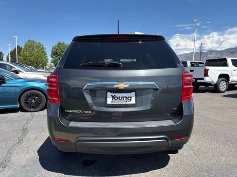 Used 2017 Chevrolet Equinox LT w/ Convenience Package AWD/4WD image 5