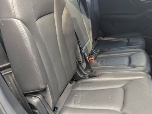 Used 2017 Audi Q7 2.0T Premium Plus w/ Premium Plus Package image 21