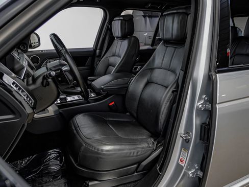 Used 2018 Land Rover Range Rover Supercharged image 30