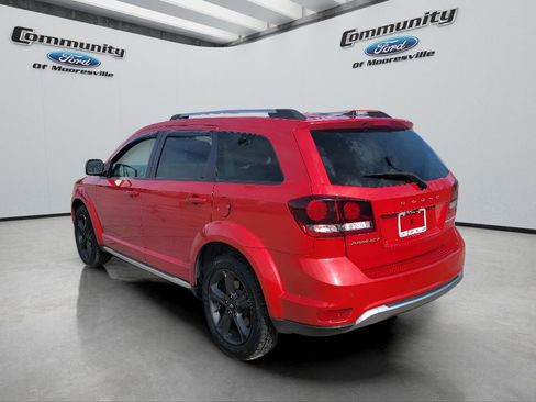Used 2020 Dodge Journey Crossroad image 9