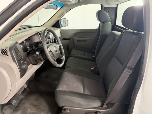 Used 2013 Chevrolet Silverado 1500 W/T image 5