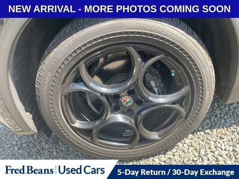 Used 2018 Alfa Romeo Stelvio Ti Sport AWD/4WD image 15