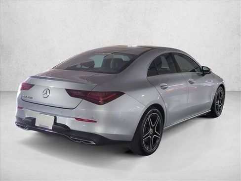 Used 2026 Mercedes-Benz CLA 250 image 5