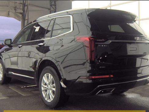 Used 2024 Cadillac XT6 Luxury w/ LPO, Floor Liner Package AWD/4WD image 7