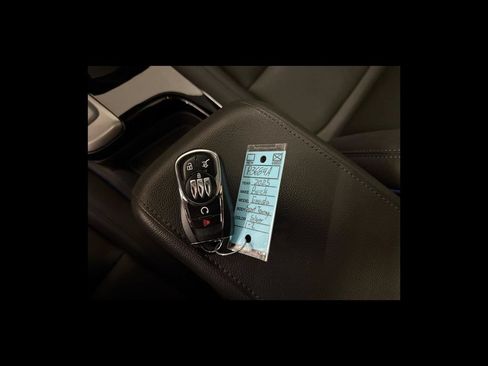 Used 2025 Buick Envista Sport Touring w/ Convenience I Package FWD image 27