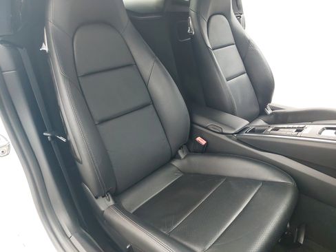 Used 2014 Porsche Boxster image 11