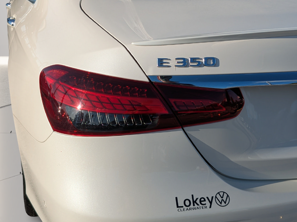 Used 2022 Mercedes-Benz E 350 Sedan w/ Exterior Lighting Package image 8