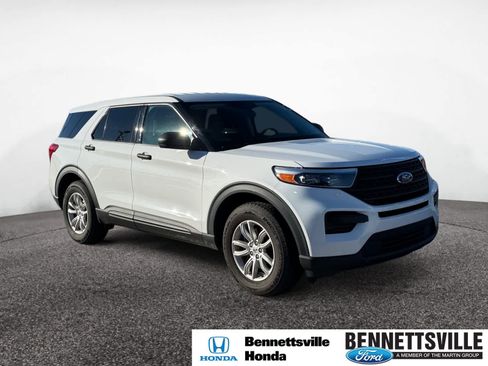 Used 2021 Ford Explorer 4WD w/ Class III Trailer Tow Package image 7