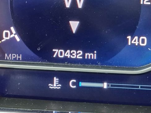 Used 2023 Chevrolet Silverado 1500 LT Trail Boss w/ Convenience Package II image 33