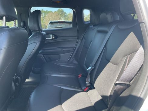 Used 2025 Jeep Compass Trailhawk image 17