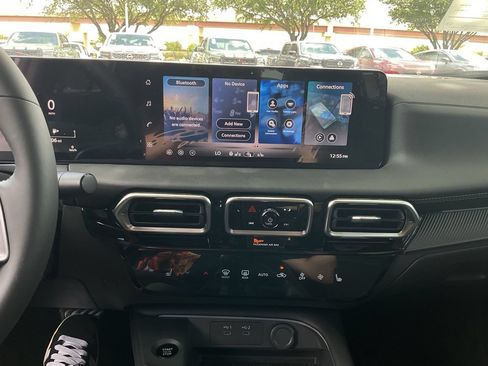 New 2026 Nissan Sentra SV FWD image 23