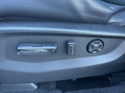 Used 2019 Honda CR-V EX image 17