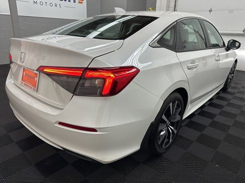 Used 2024 Honda Civic EX image 10