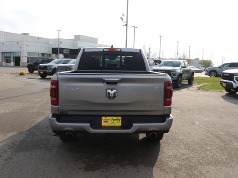 Used 2022 RAM 1500 Limited w/ Bed Utility Group image 6